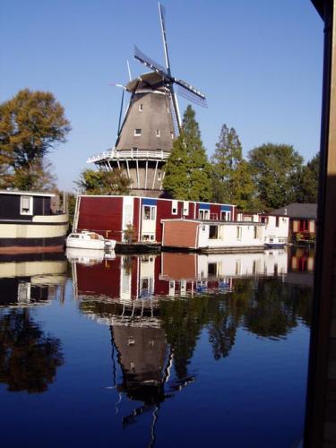Houseboat Under The Mill Ξενοδοχείο Άμστερνταμ Εξωτερικό φωτογραφία